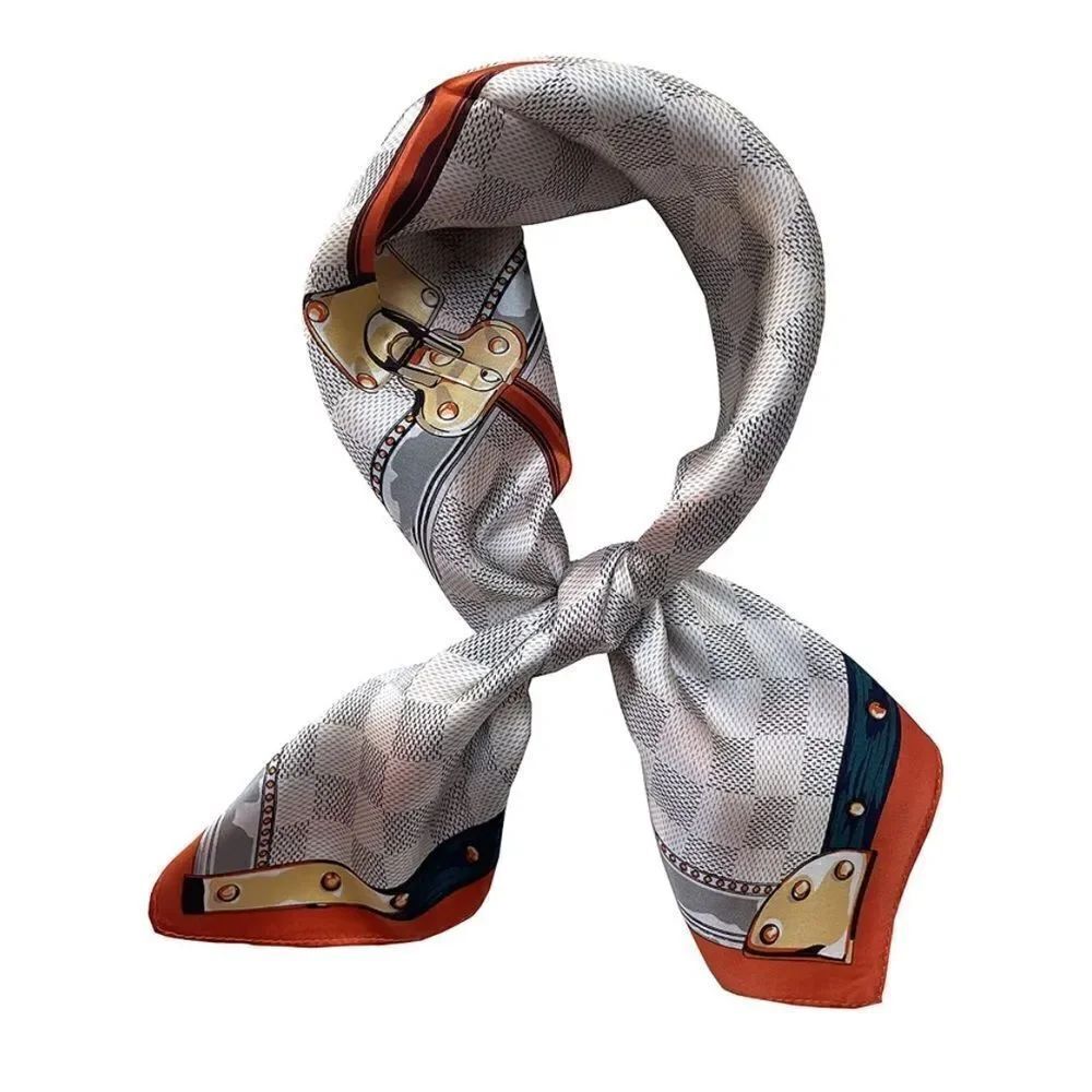 Gray Chain Mulberry Silk Neck Scarf